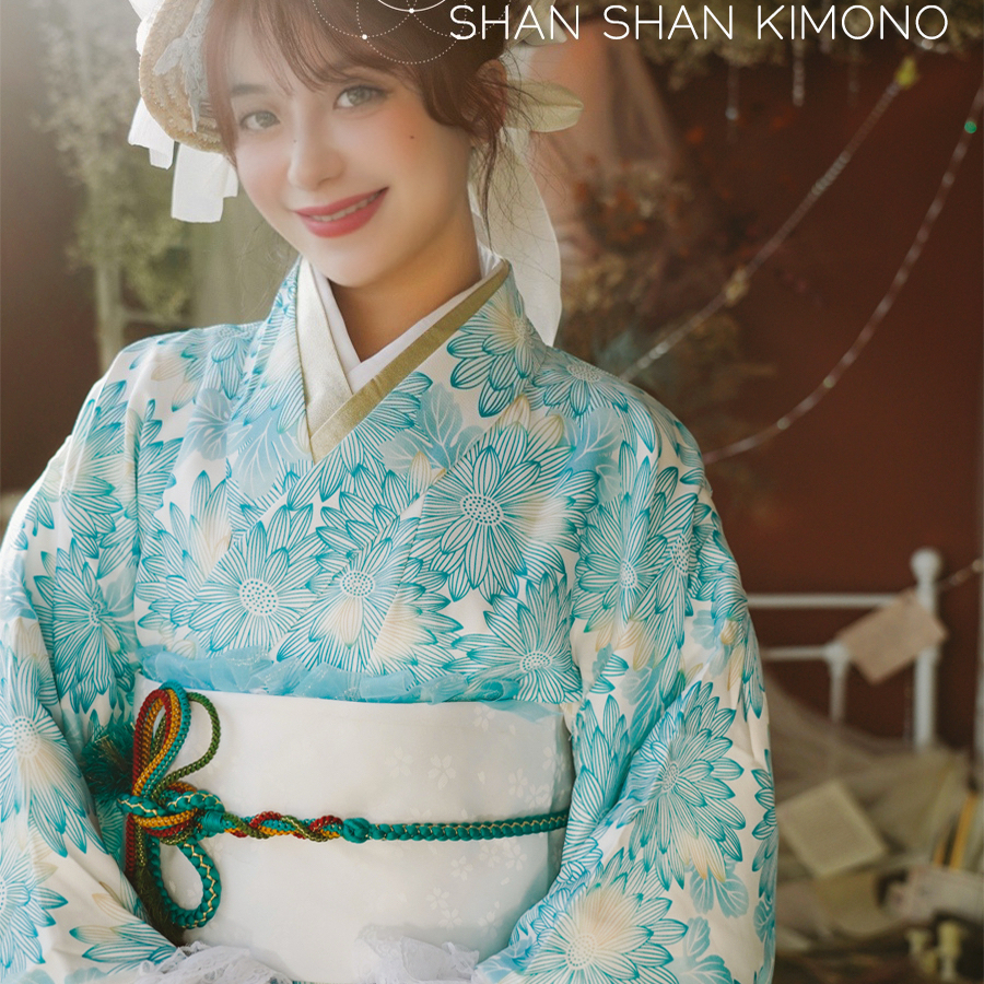 Traditional Japanese Kimono St - Photography Young recension och pris